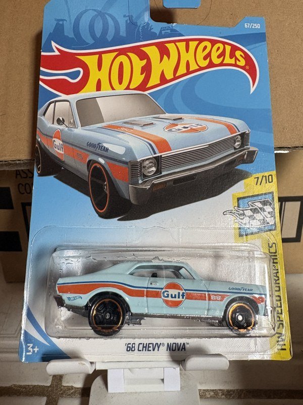 Miniatura de Carro '68 Chevy Nova
